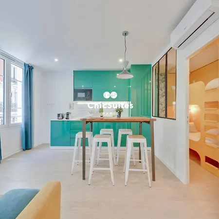 Bastille Chicsuites *