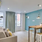 Bastille Chicsuites Paris