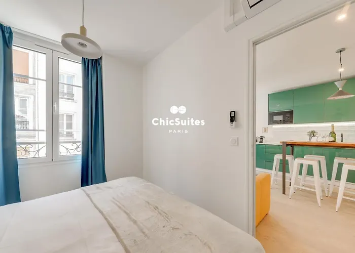 Bastille Chicsuites