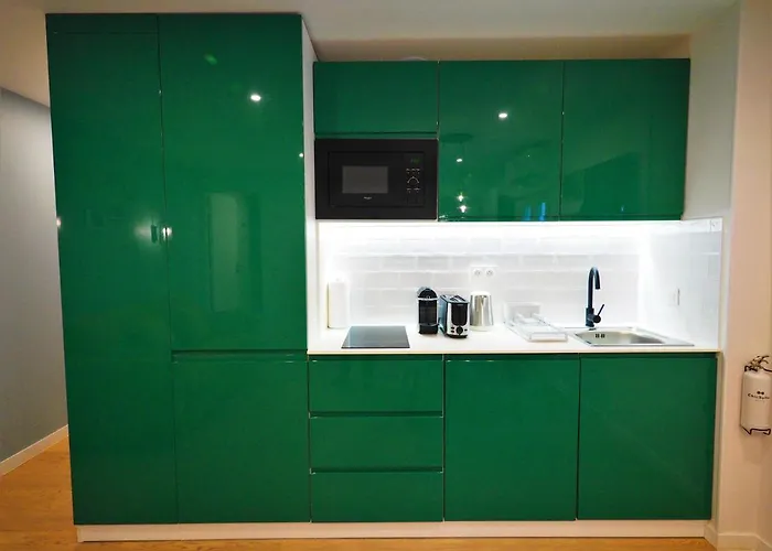 Апартаменты Bastille Chicsuites